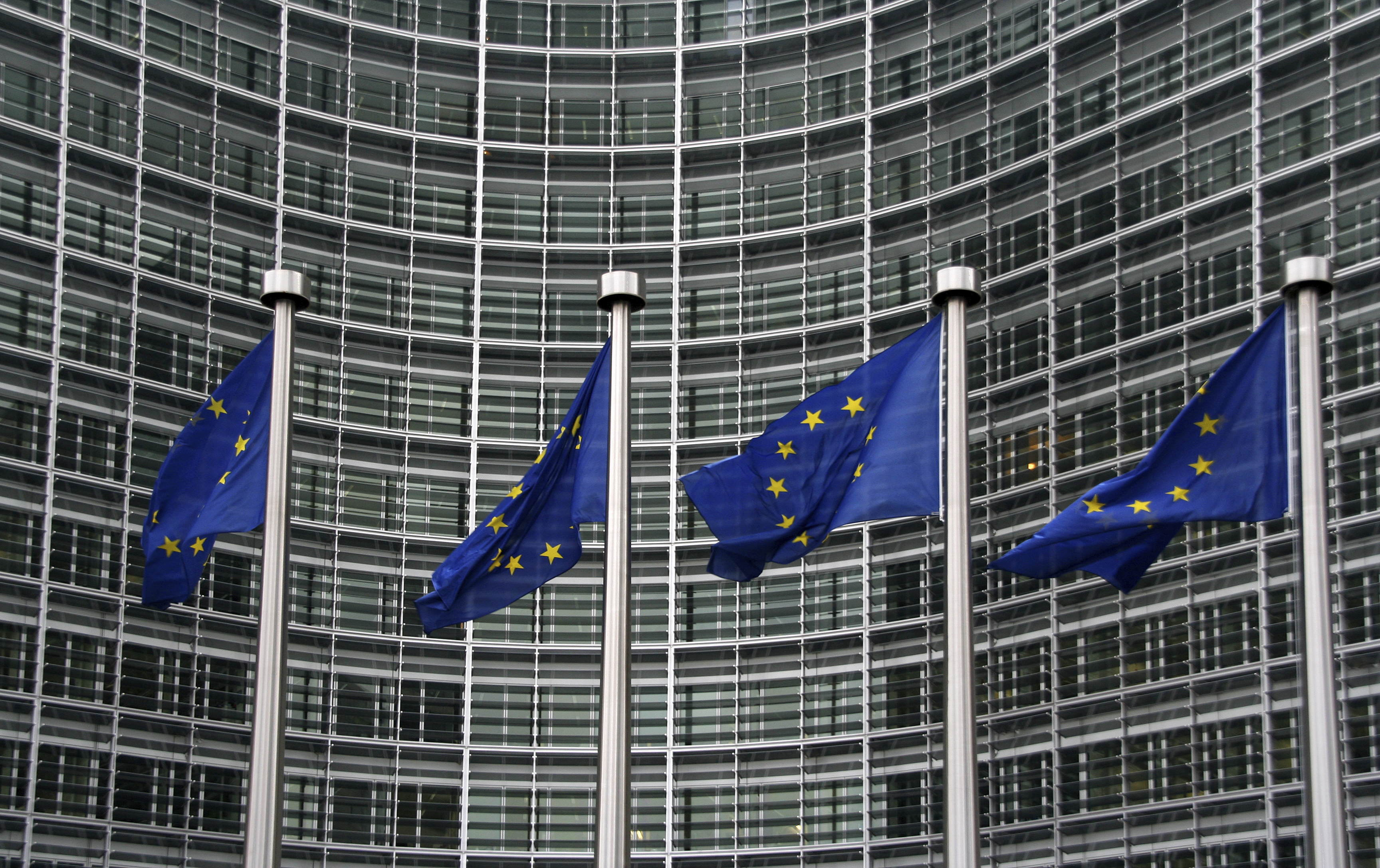 Dans une récente décision du 5 juillet 2012, la Cour de Justice de l'Union Européenne a condamné la pratique consistant à renvoyer, via un lien hypertexte, vers une page présentant les conditions générales de vente du site marchand (CJUE, 5 juillet 2012, aff. C-49/11, Content Services c/ Bundersarbeitskammer). Dans une récente décision du 5 juillet 2012, la Cour de Justice de l'Union Européenne a condamné la pratique consistant à renvoyer, via un lien hypertexte, vers une page présentant les conditions générales de vente du site marchand (CJUE, 5 juillet 2012, aff. C-49/11, Content Services c/ Bundersarbeitskammer).