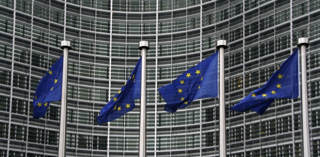 Directives sur des conditions de travail transparentes et prévisibles et sur l’équilibre entre vie professionnelle et vie privée : la loi de transposition est publiée !
