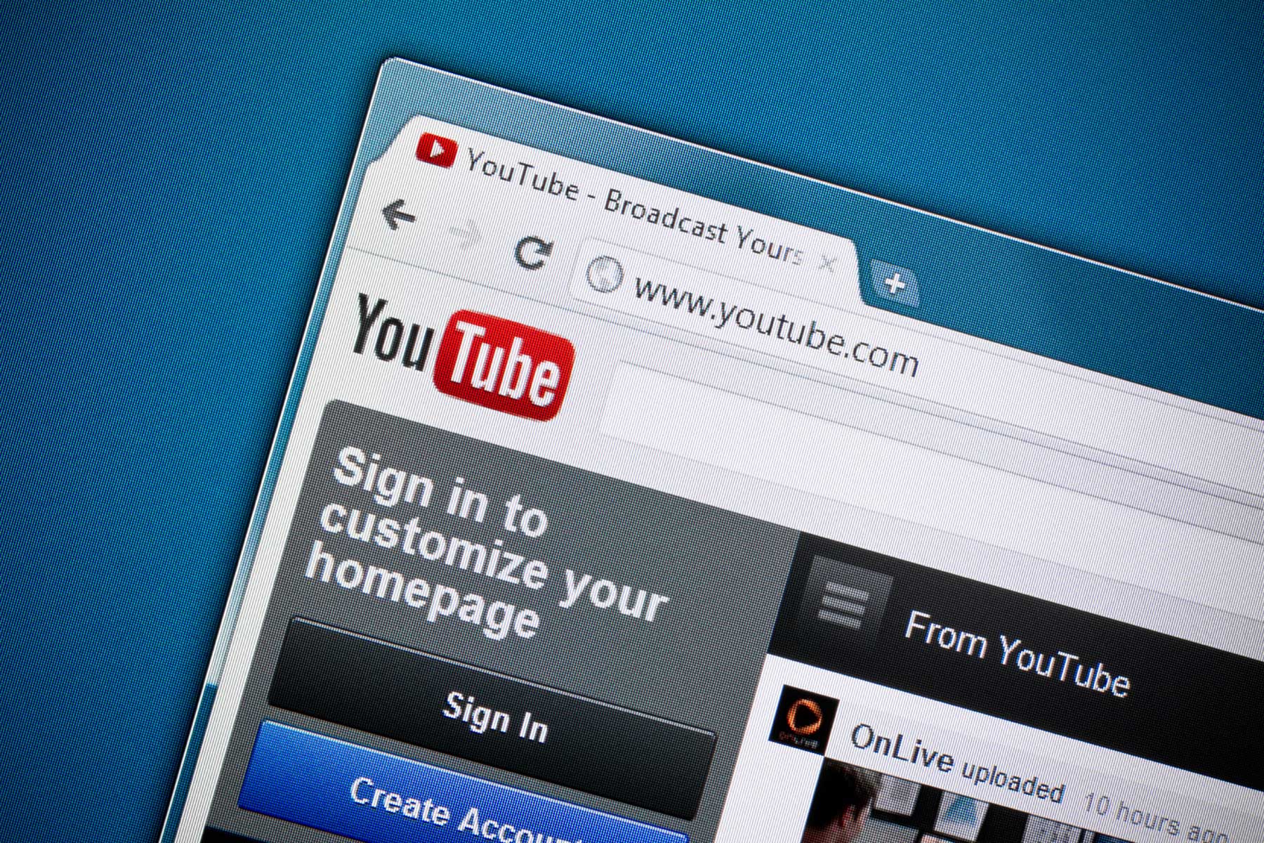 Mot Anglais Diffusion En Ligne D une Vidéo Diffusion d'une vidéo sur un site Internet par voie de transclusion : pas  de nouvelle communication au public