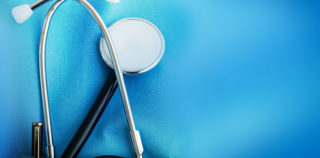 Concept of the Global healthcare; Shutterstock ID 277918613; Ordering Party: CMS CMNO (Georgina Witter); Job/Project: Life Sci & Healthcare related images Pas d’obligation de consultation du CSE lorsque l’avis d’inaptitude mentionne l’impossibilité de reclassement du salarié