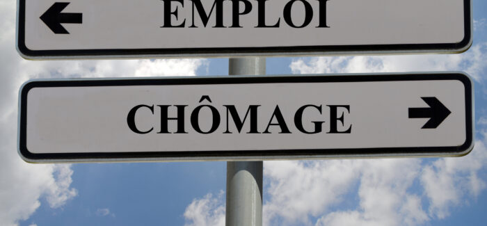 Signs indicating employment and unemployment La convention d’assurance chômage est agréée